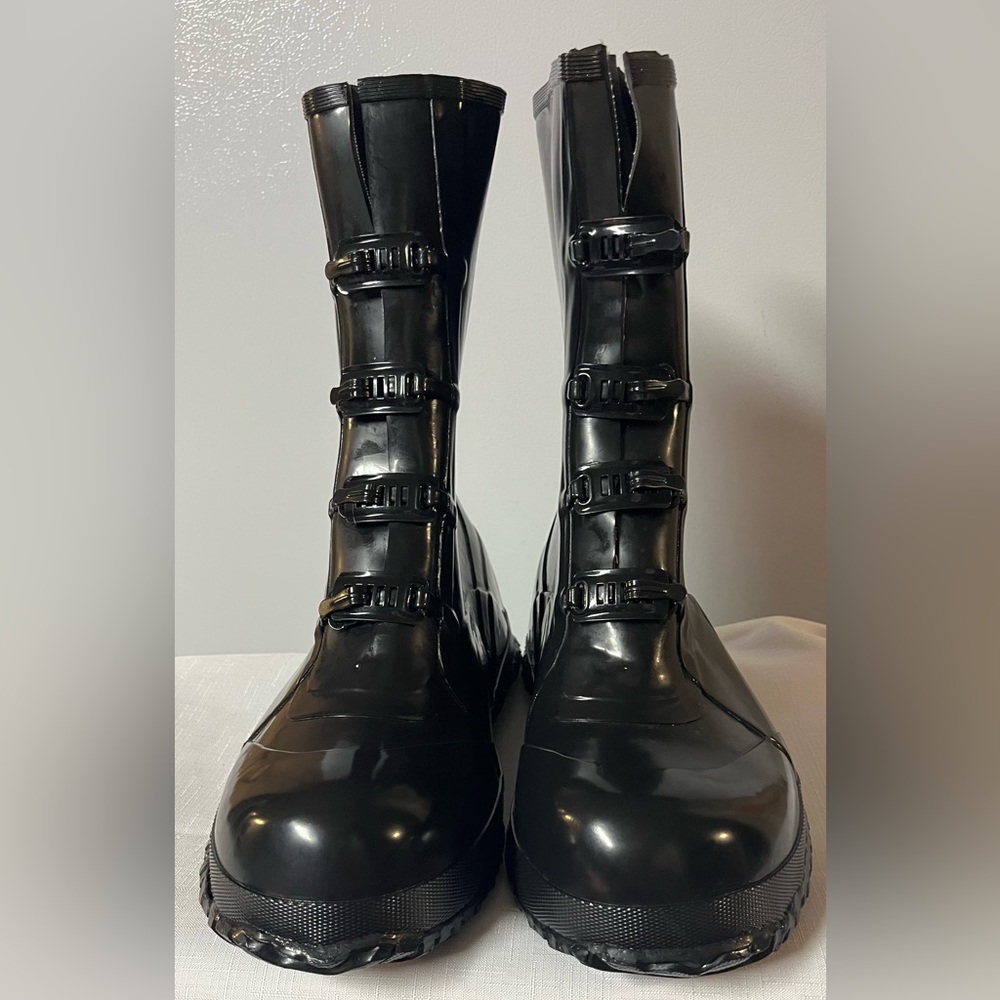 Grainger, Overboot Mid-Calf Shoe, Black Rubber, Fits Over Mens Shoe Size 9